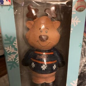 Detroit MLB team reindeer